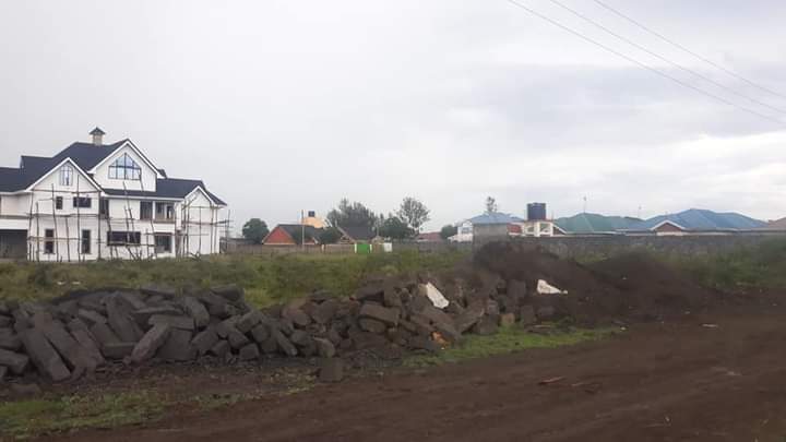 1/4 acre plots for sale at Barnabas